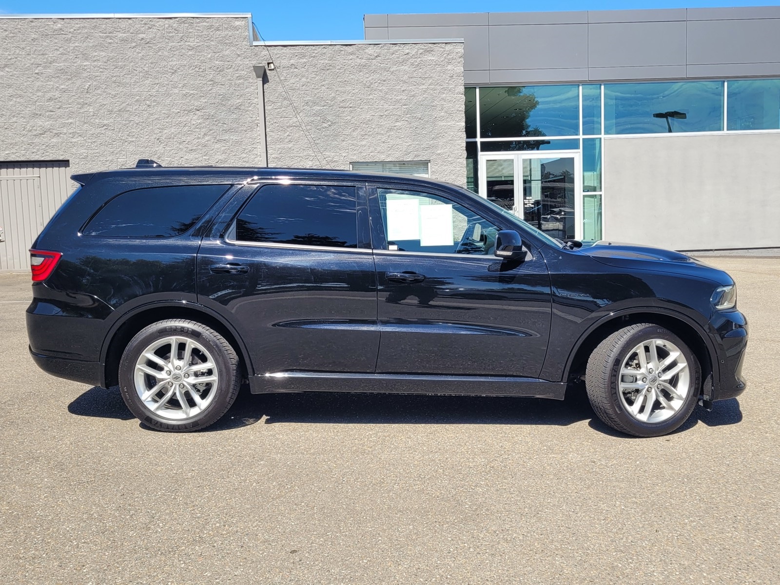 2022 Dodge Durango R/T photo 3