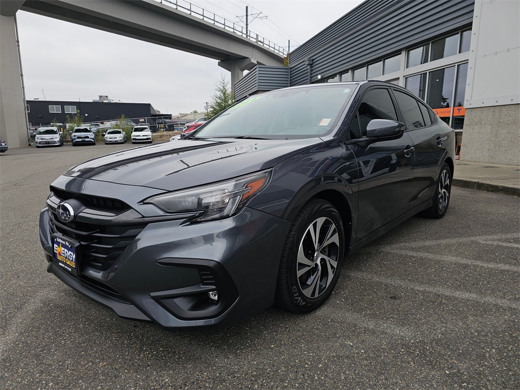 2024 Subaru Legacy Premium photo 3