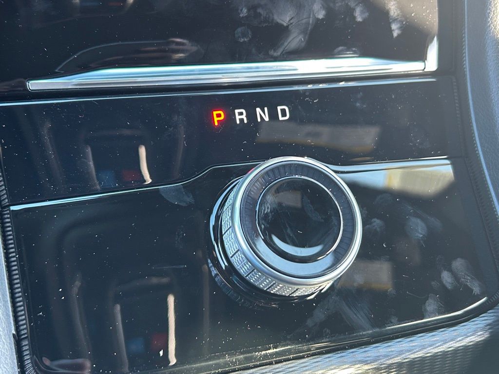 2025 Jeep Grand Cherokee Limited photo 13