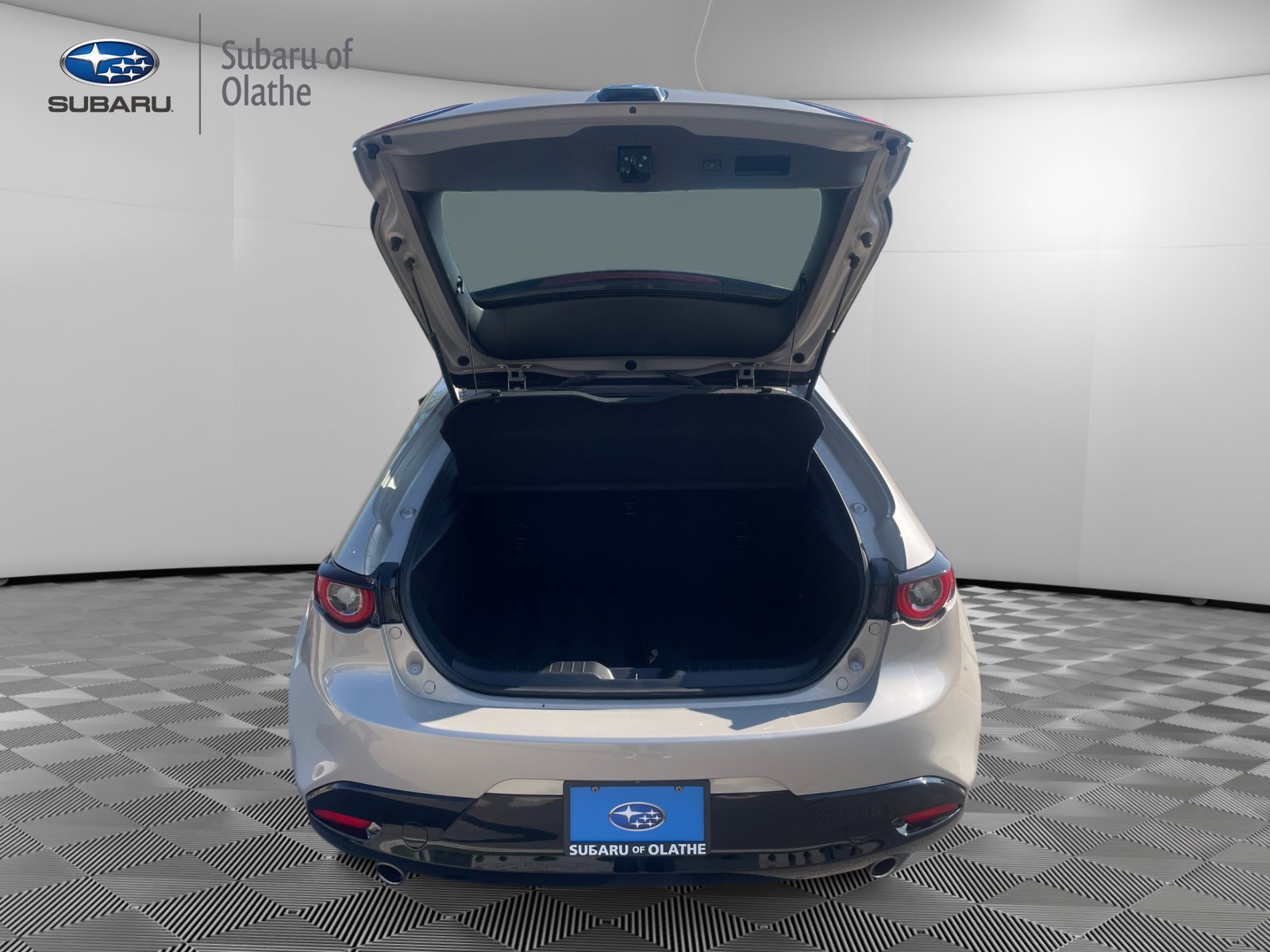 2023 Mazda Mazda3 2.5 Select photo 3