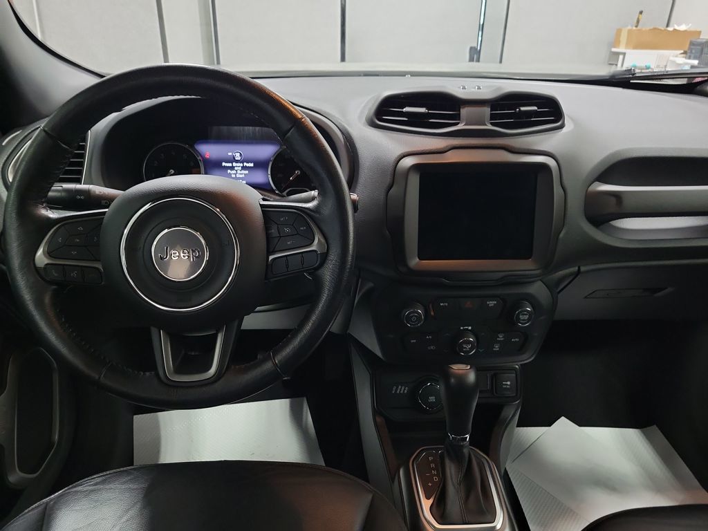 2019 Jeep Renegade Limited photo 2