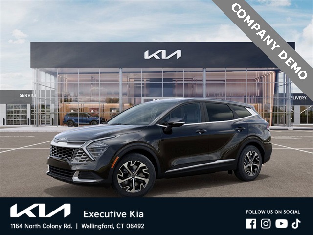 2025 Kia Sportage EX photo 2