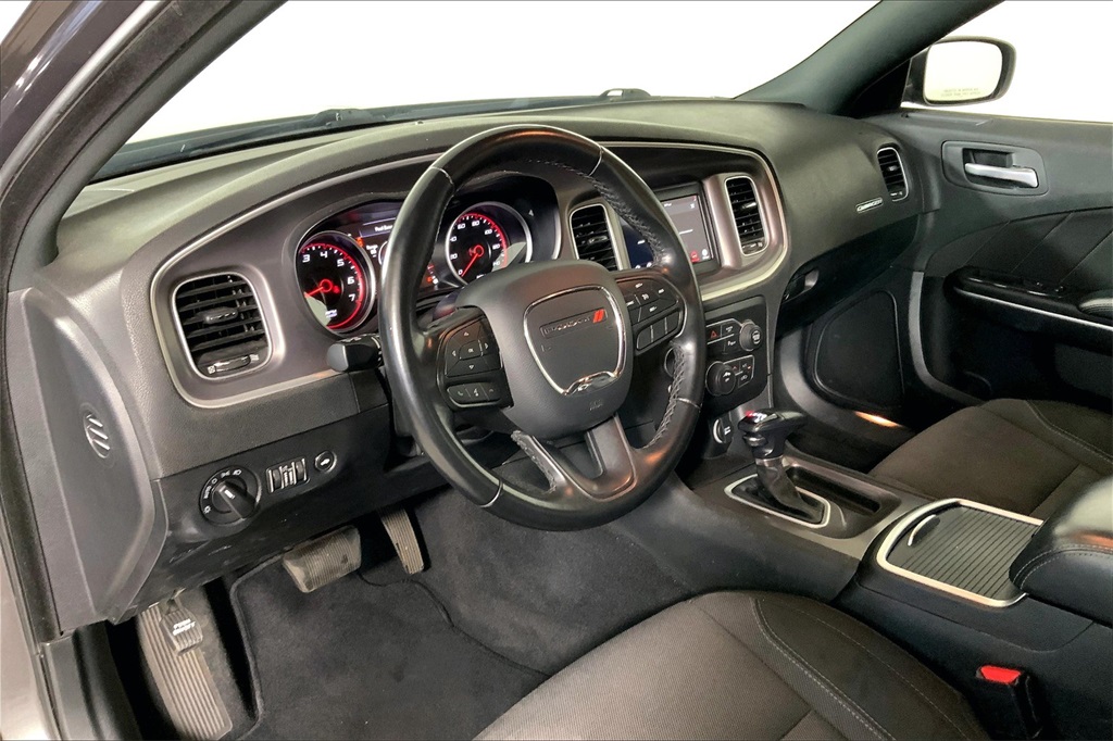 2022 Dodge Charger SXT photo 14