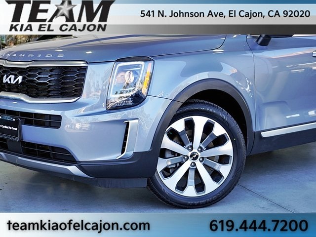 2022 Kia Telluride S photo 3