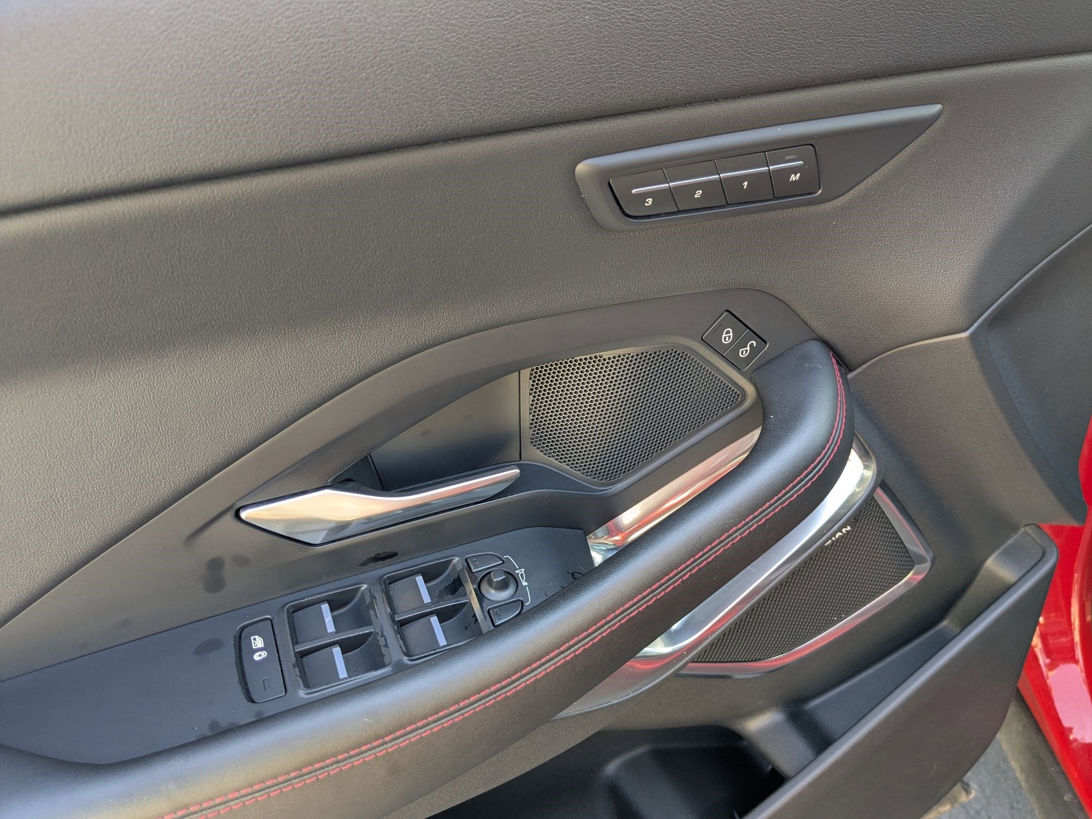2018 Jaguar E-PACE First Edition photo 12