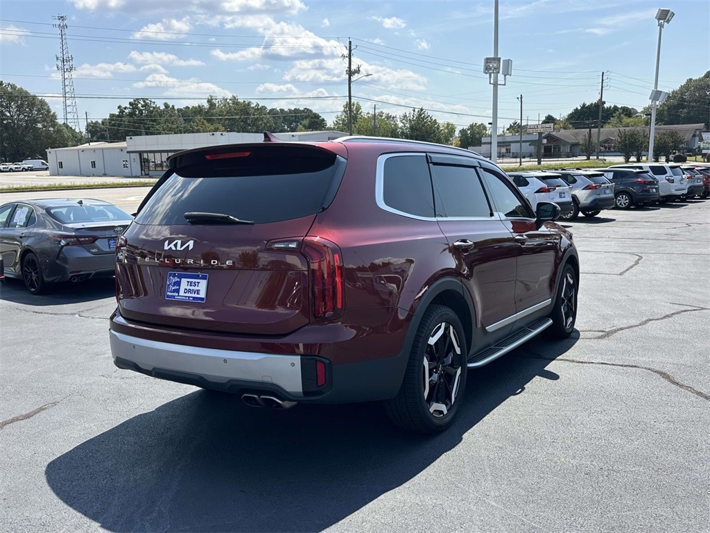 2023 Kia Telluride S photo 25