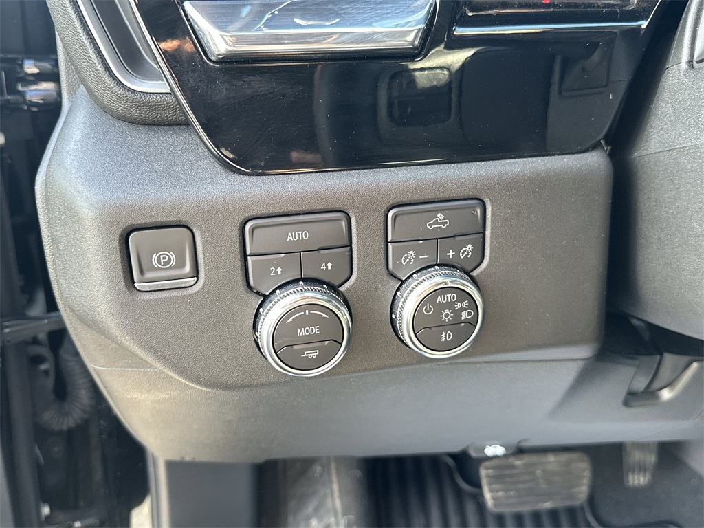 2024 GMC SIERRA - Image 15