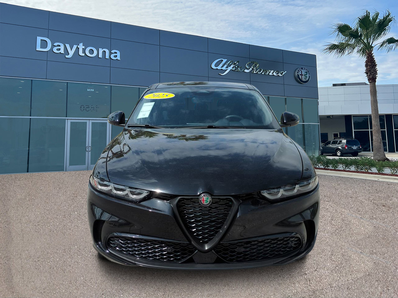2025 Alfa Romeo Tonale SPRINT photo 3