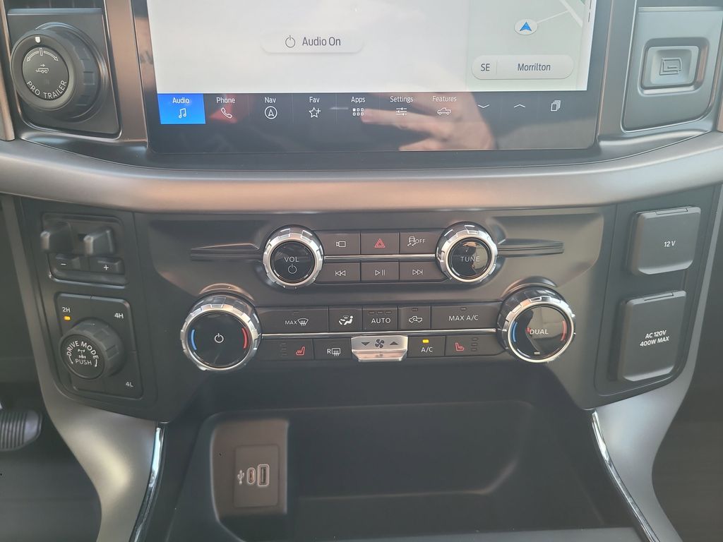 2025 Ford F-150 XLT photo 18