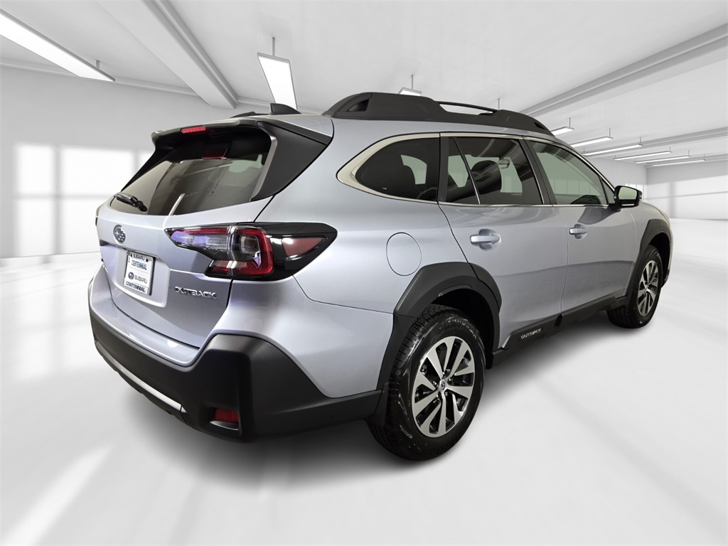 2025 Subaru Outback Premium photo 4