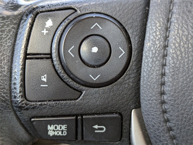 2016 Toyota Corolla L photo 23