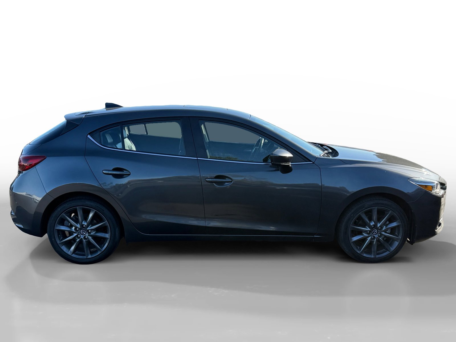 2018 Mazda Mazda3 Grand Touring photo 6