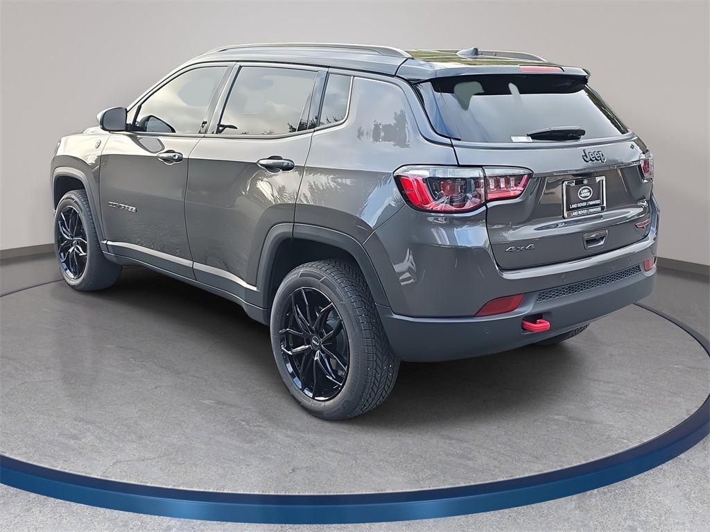 2022 Jeep Compass Trailhawk photo 4