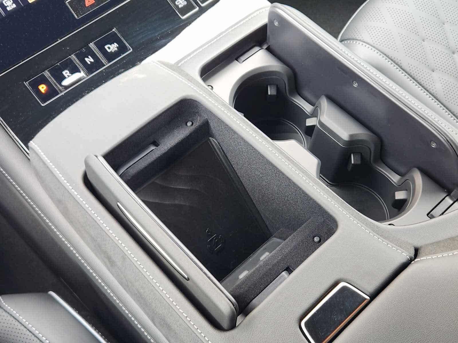 2025 Infiniti QX80 photo 15