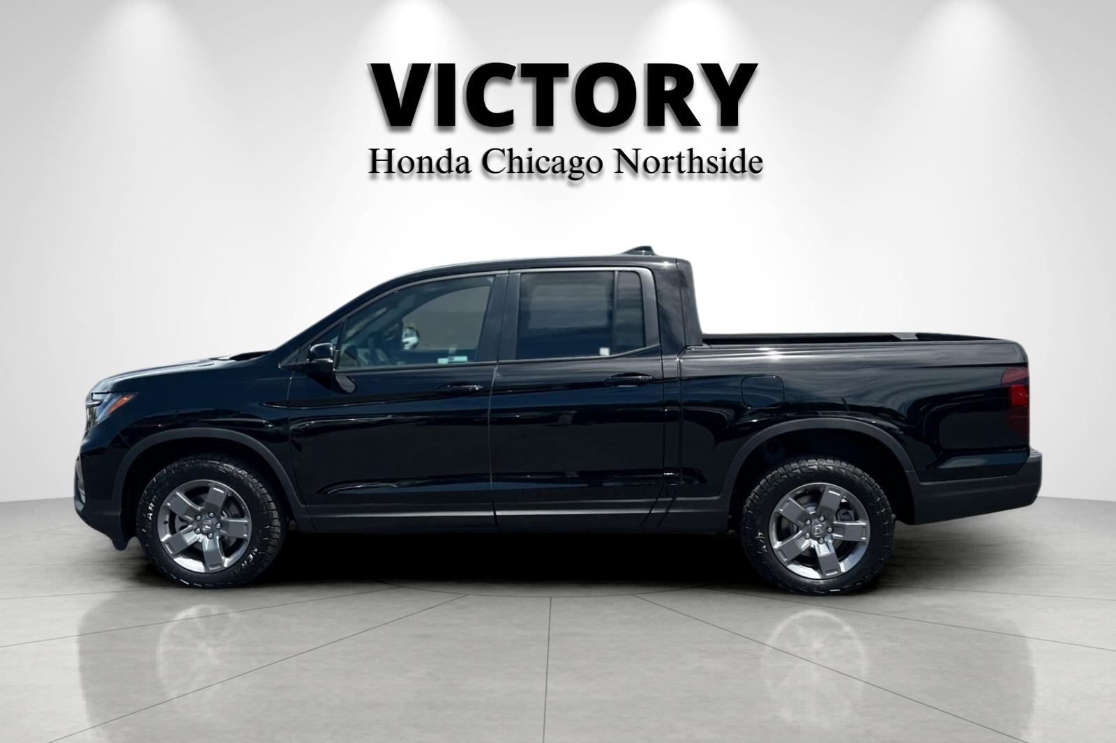 2025 Honda Ridgeline TrailSport photo 2