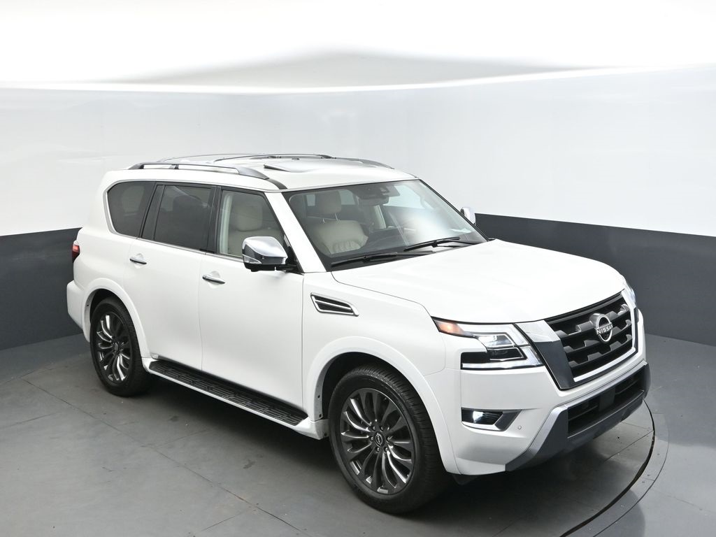 2024 Nissan Armada Platinum's photo