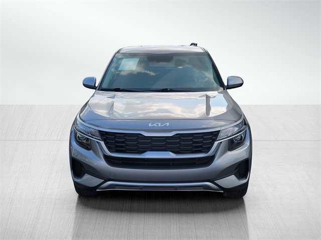 2023 Kia Seltos LX photo 8