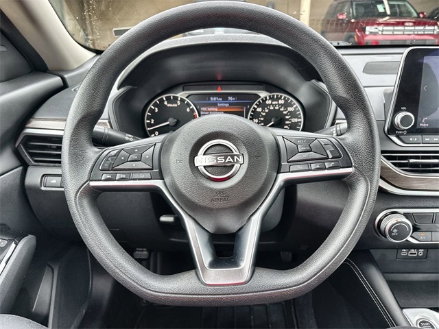 2023 Nissan Altima 2.5 SV photo 15