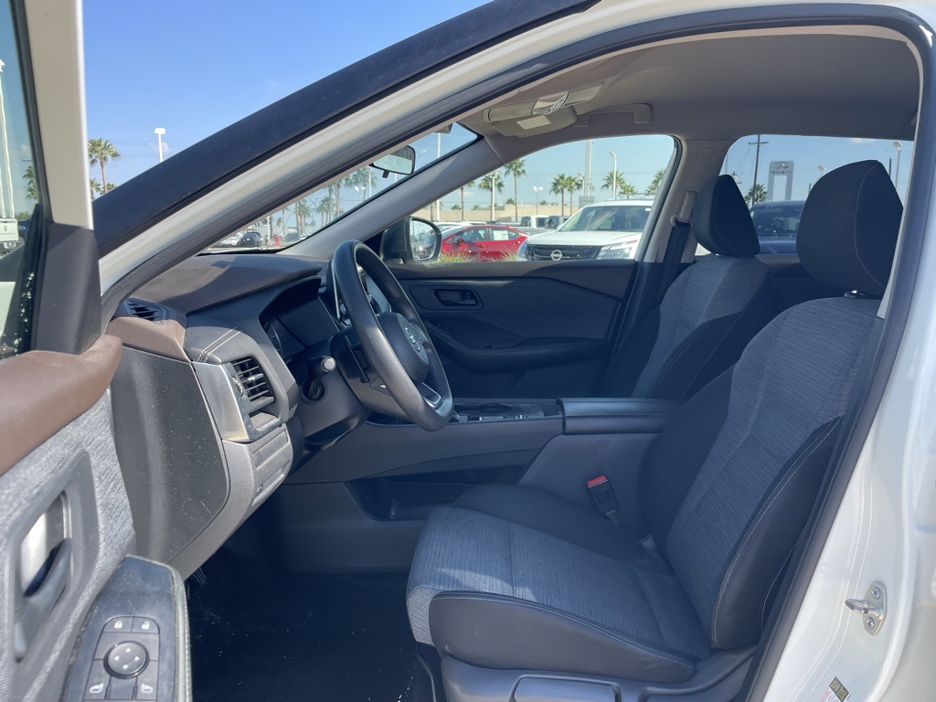 2021 Nissan Rogue S photo 11