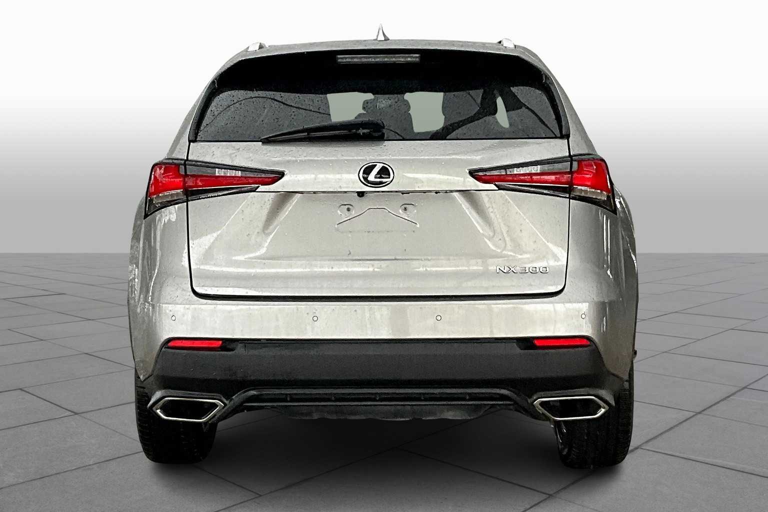 2021 Lexus NX photo 4