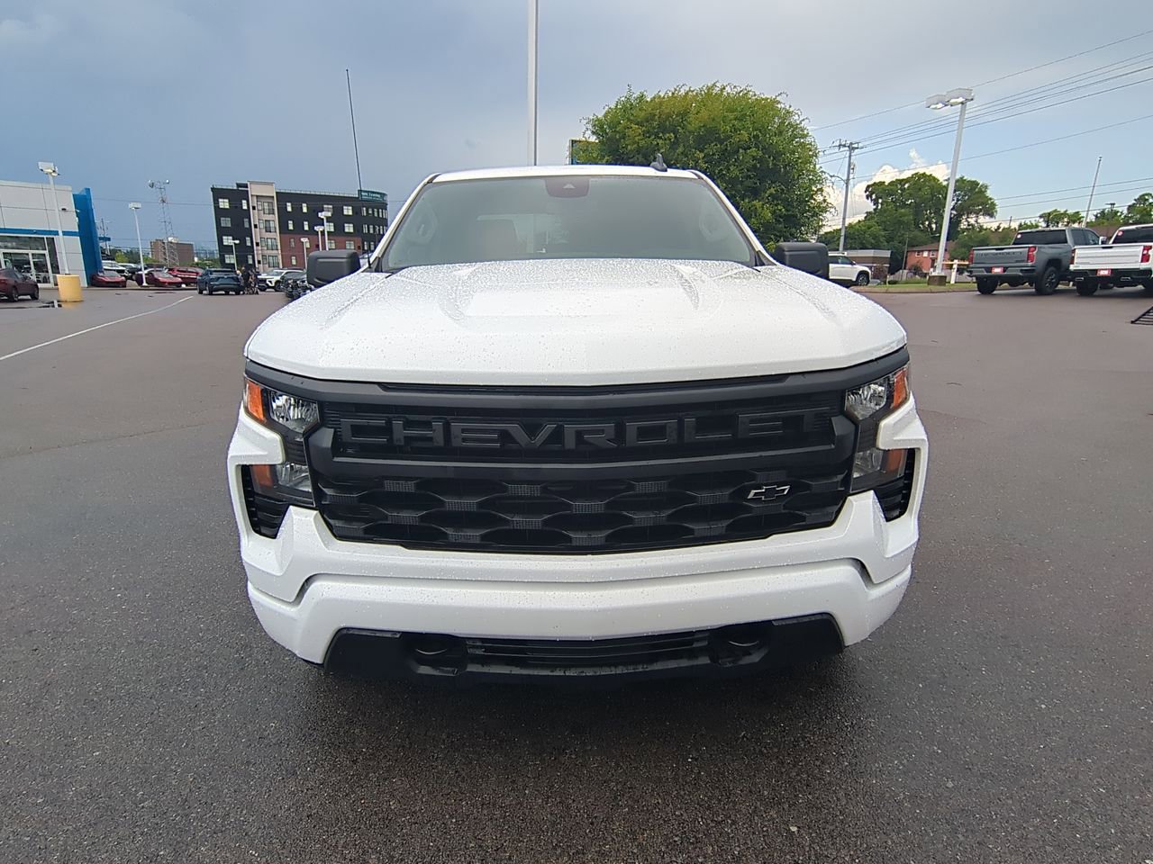 Used 2025 Summit White Chevrolet Custom image 3