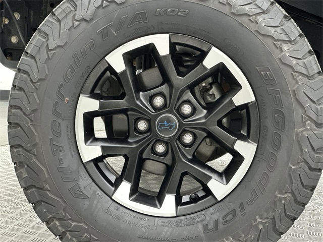 2016 Jeep Wrangler Unlimited Sahara photo 2
