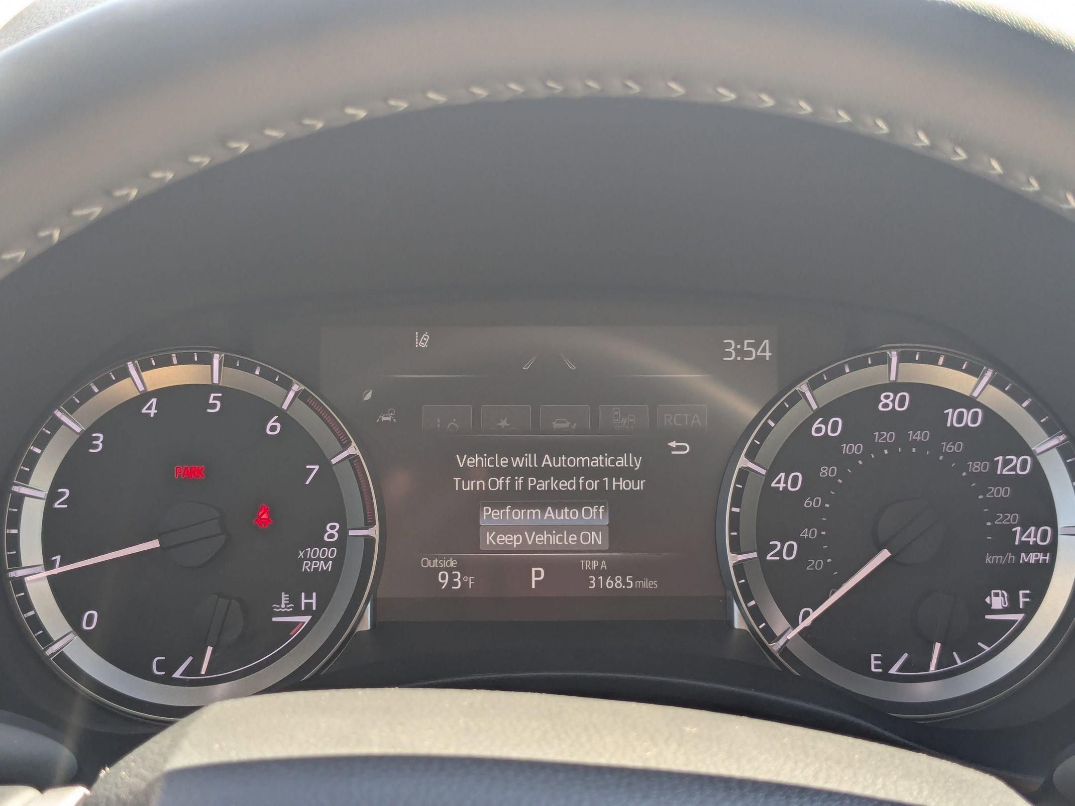 2025 Toyota Highlander XLE photo 16