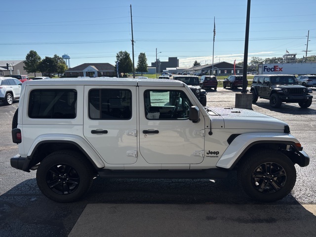 2022 Jeep Wrangler Unlimited Sahara Altitude photo 5