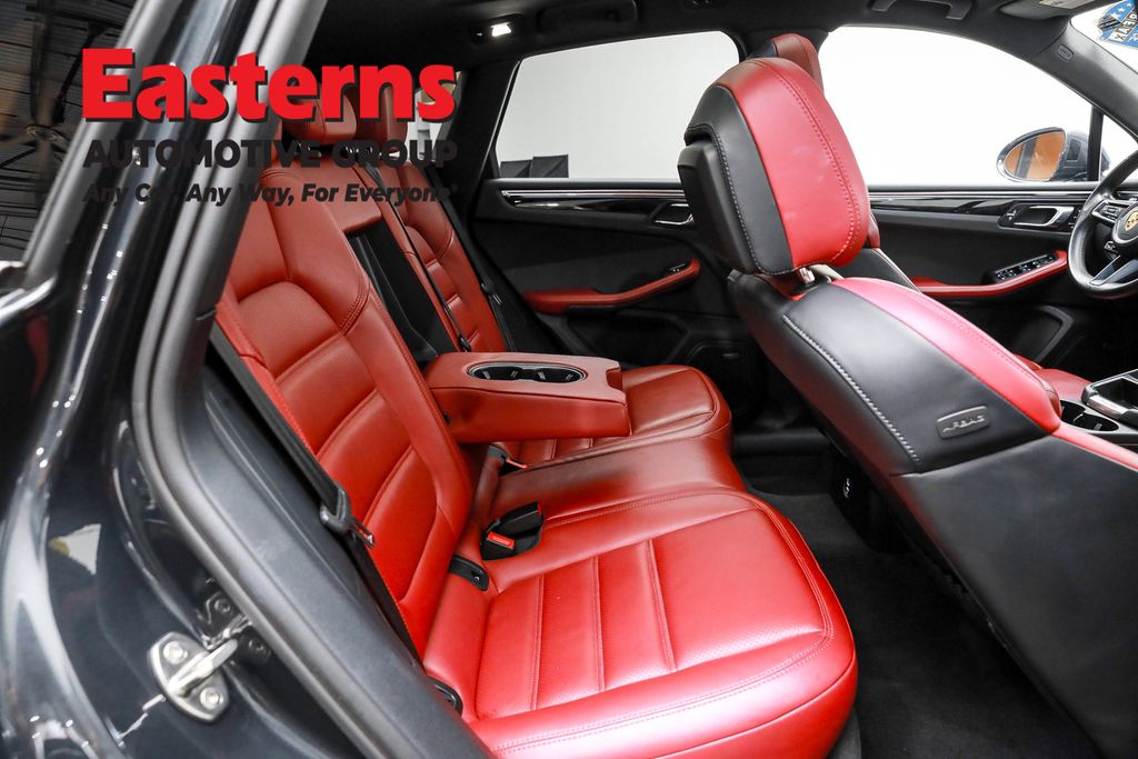 2024 Porsche Macan Base photo 20