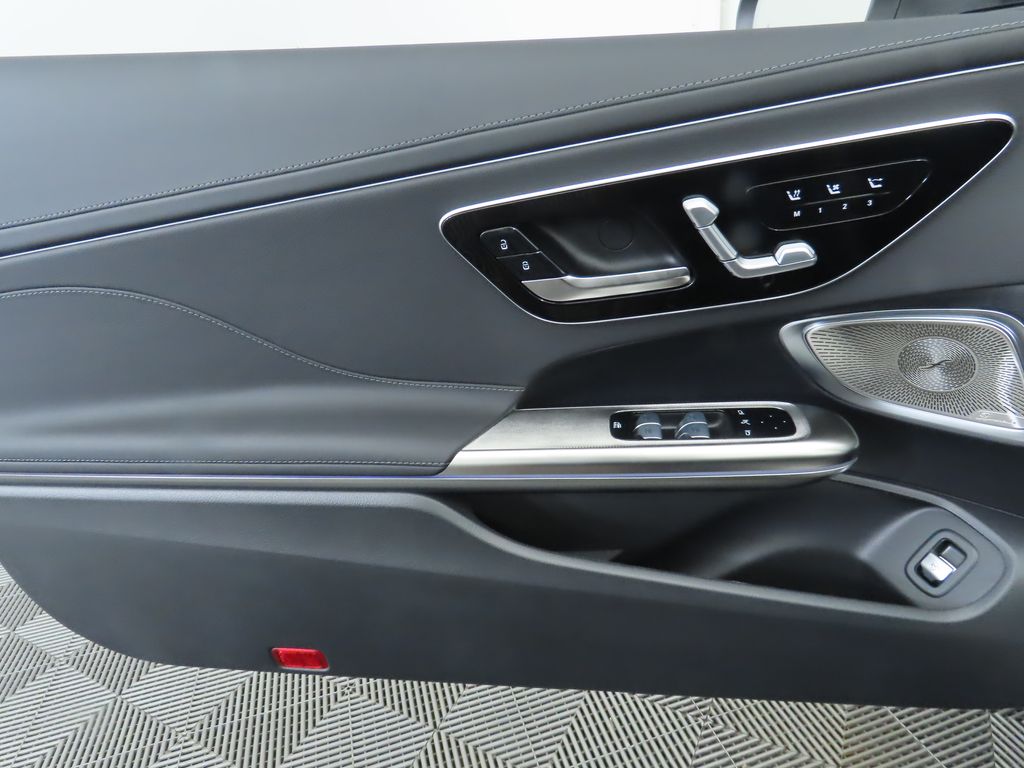 2026 Mercedes Benz CLE 300 4MATIC Cabriolet photo 31