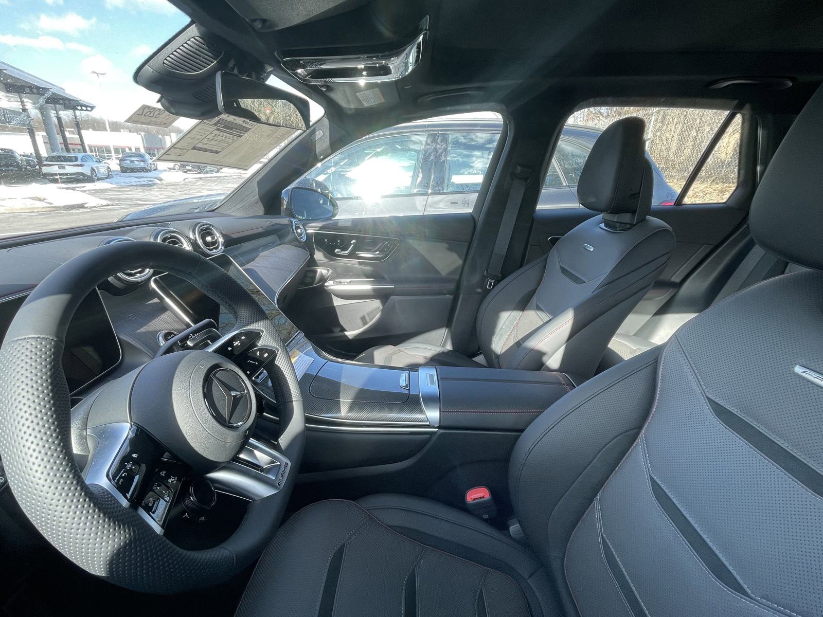 2025 Mercedes Benz GLC AMG 63 S E PERFORMANCE photo 4
