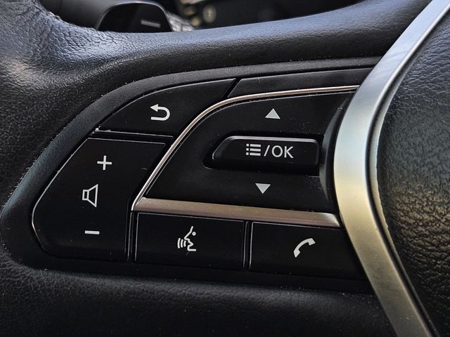 2022 Infiniti QX50 Essential photo 10