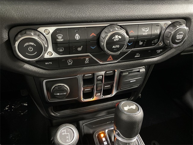 2024 Jeep Wrangler Sport S photo 22
