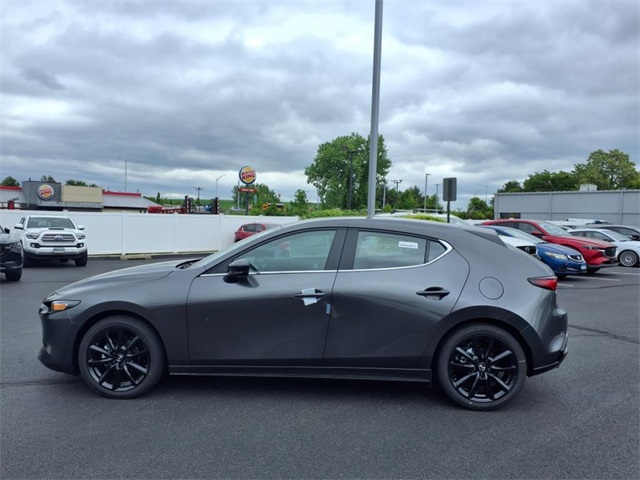 2025 Mazda Mazda3 Hatchback 2.5 Select Sport photo 4