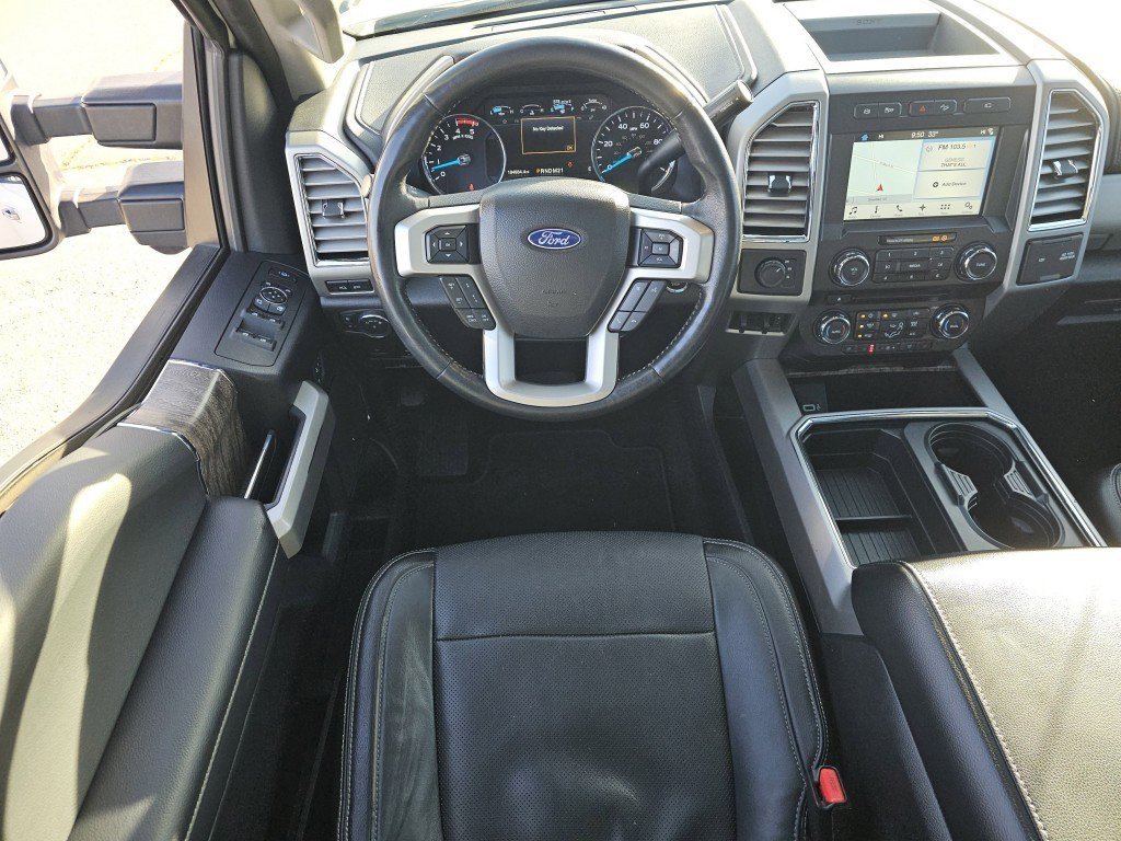 2017 Ford F-350 Lariat photo 3