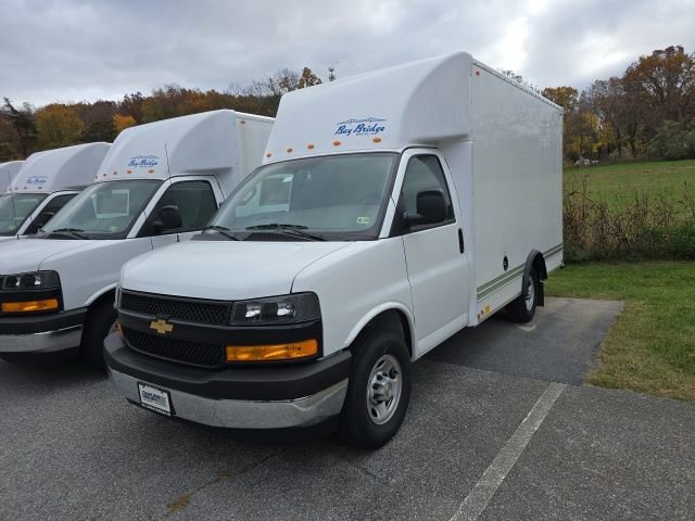 2024 Chevrolet Express 3500 Work Van photo 3
