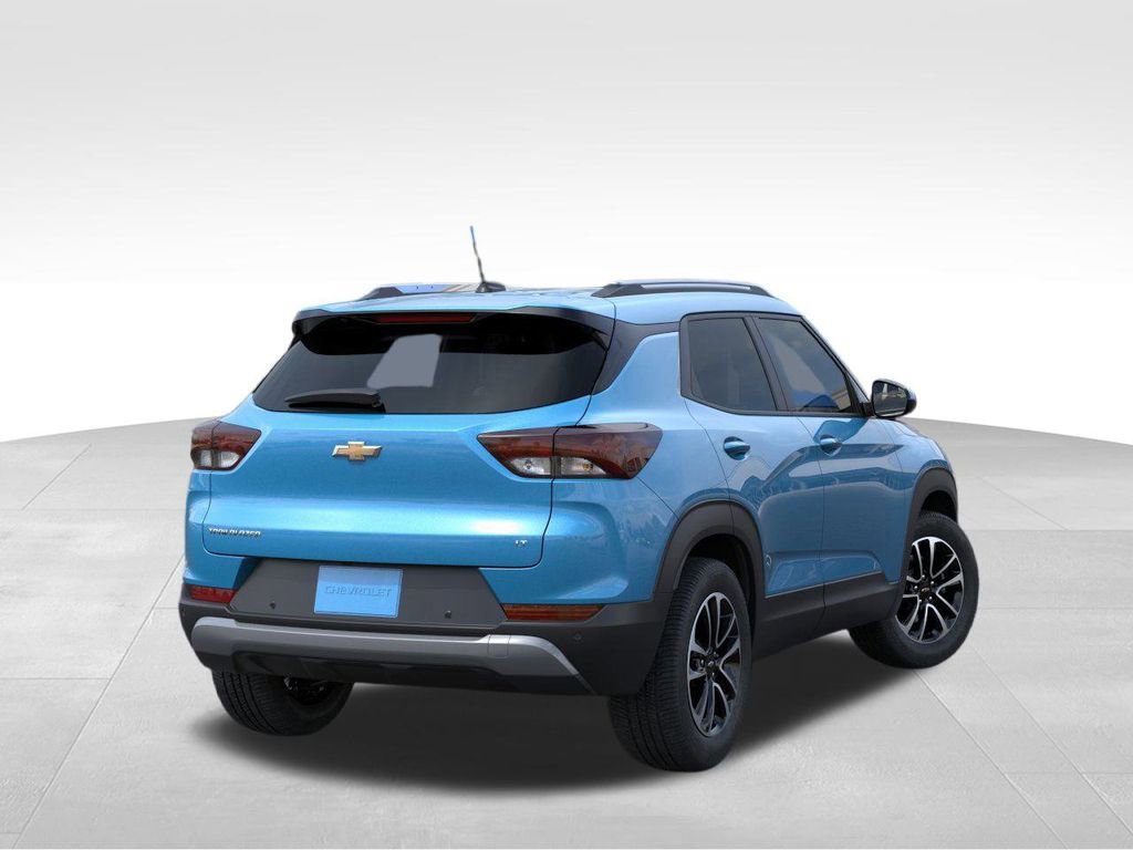 2026 Chevrolet Trailblazer LT photo 3