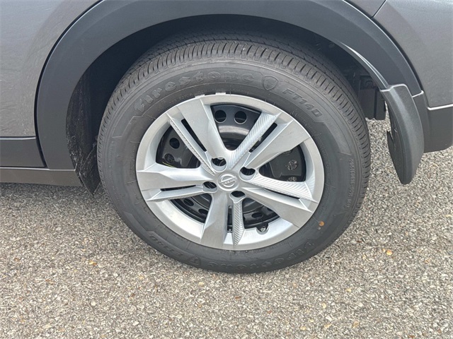 2025 Nissan Kicks Play S photo 4