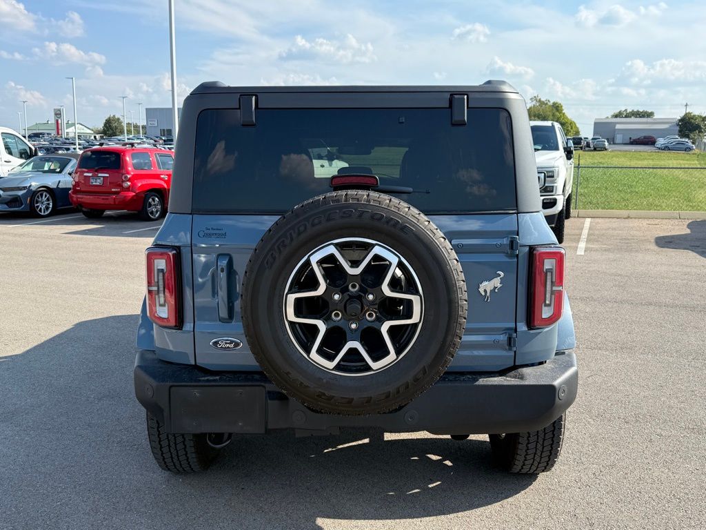 2025 Ford Bronco Outer Banks photo 17