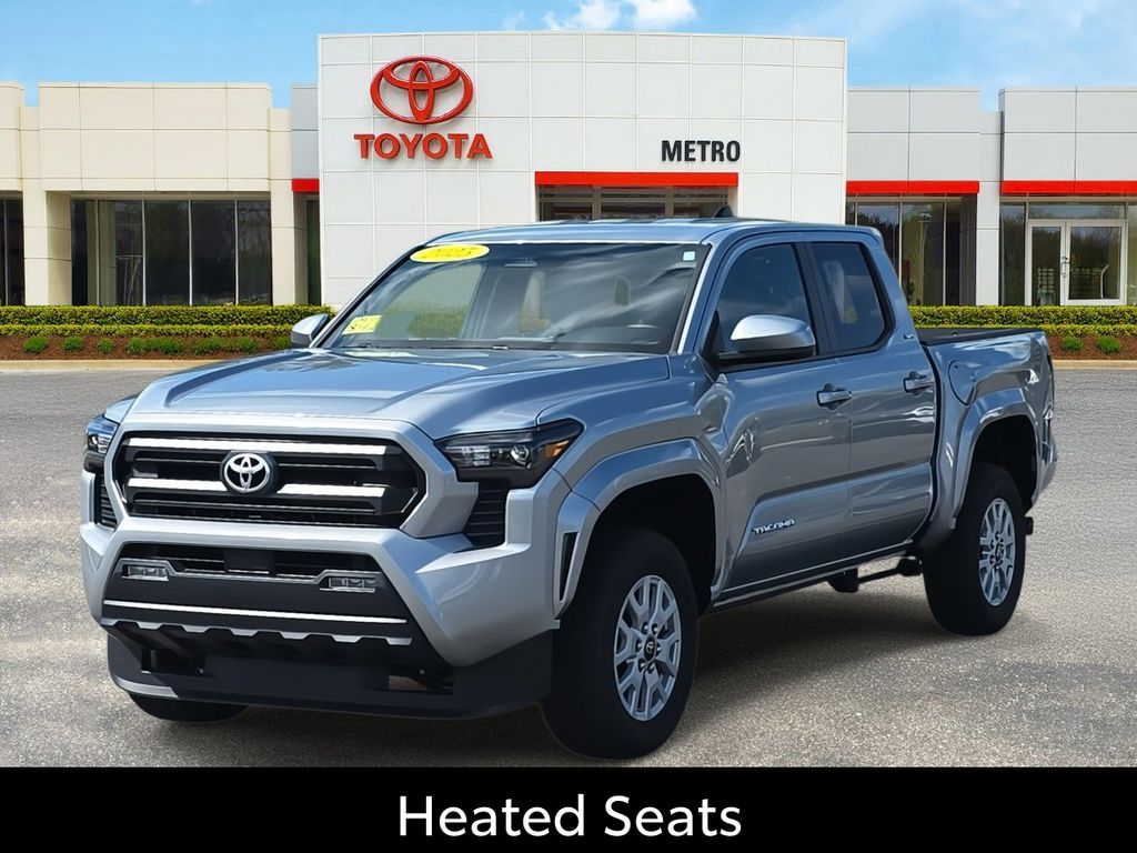 2025 Toyota Tacoma SR5's photo