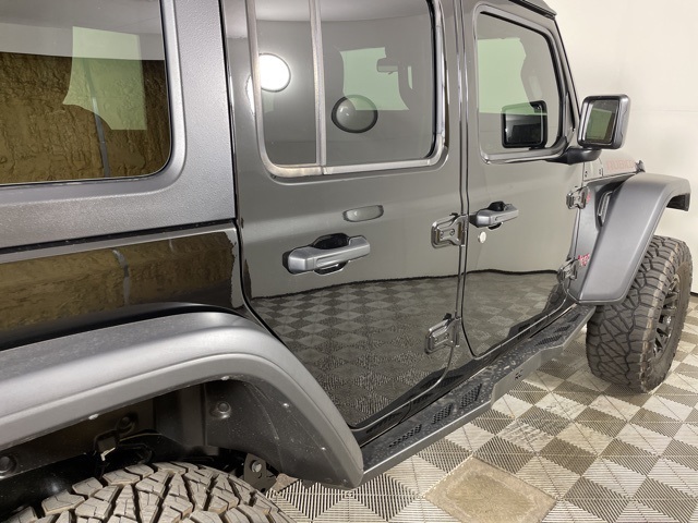 2025 Jeep Wrangler Rubicon photo 13