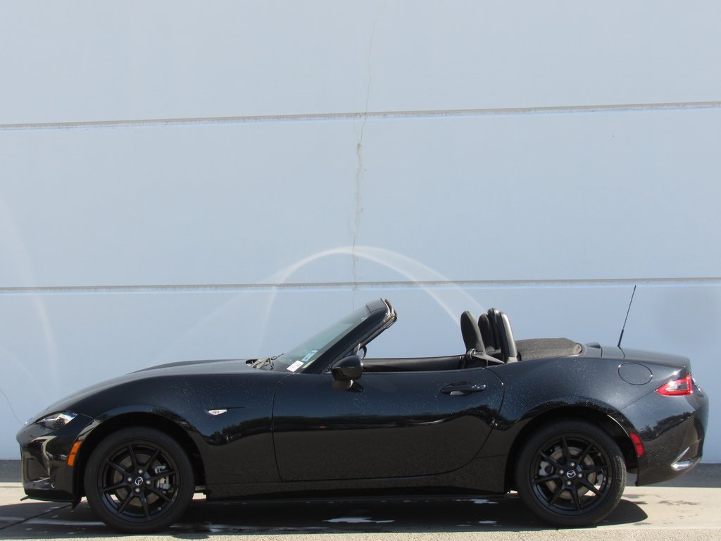 2020 Mazda MX-5 Miata Miata Sport photo 4
