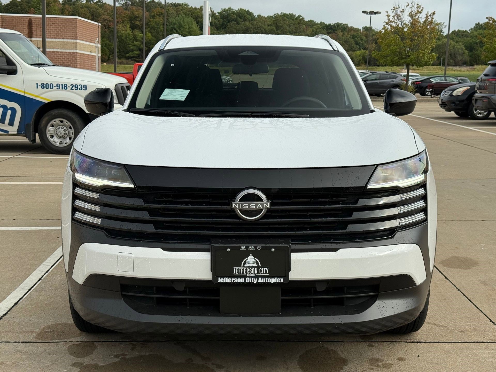 2026 Nissan Kicks SV photo 2