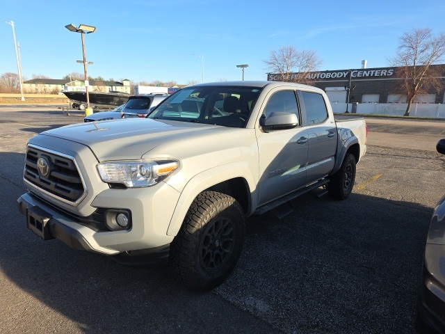 2019 Toyota Tacoma SR5's photo