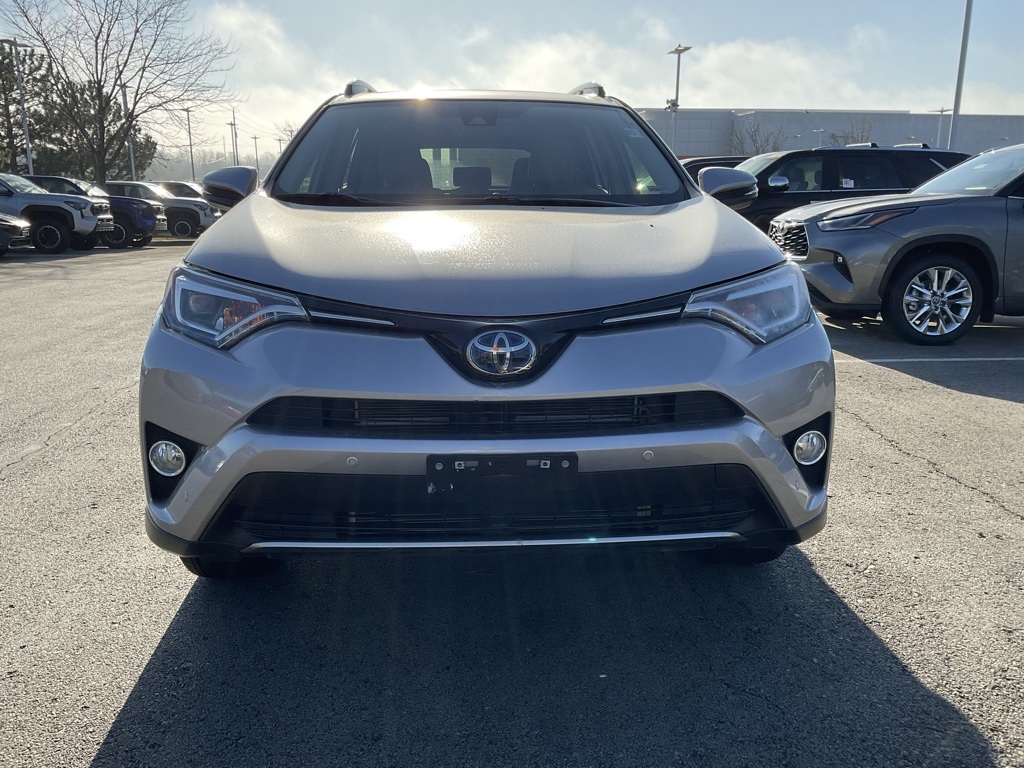 Used 2018 Toyota RAV4 Limited with VIN JTMDJREV0JD256009 for sale in Kansas City