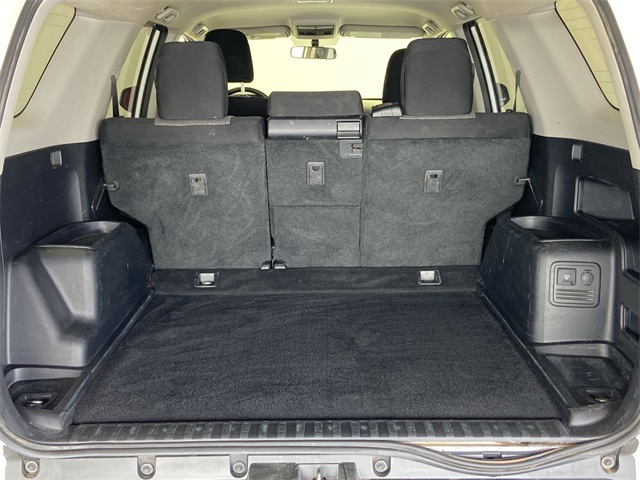 2019 Toyota 4Runner SR5 4WD photo 26