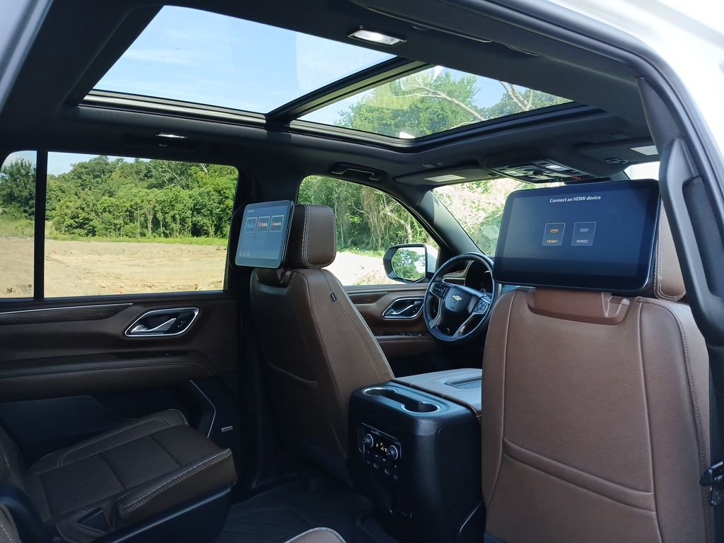 2023 Chevrolet Tahoe High Country photo 28