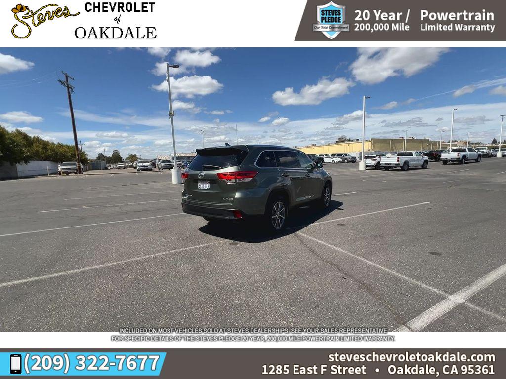 2019 Toyota Highlander XLE photo 7