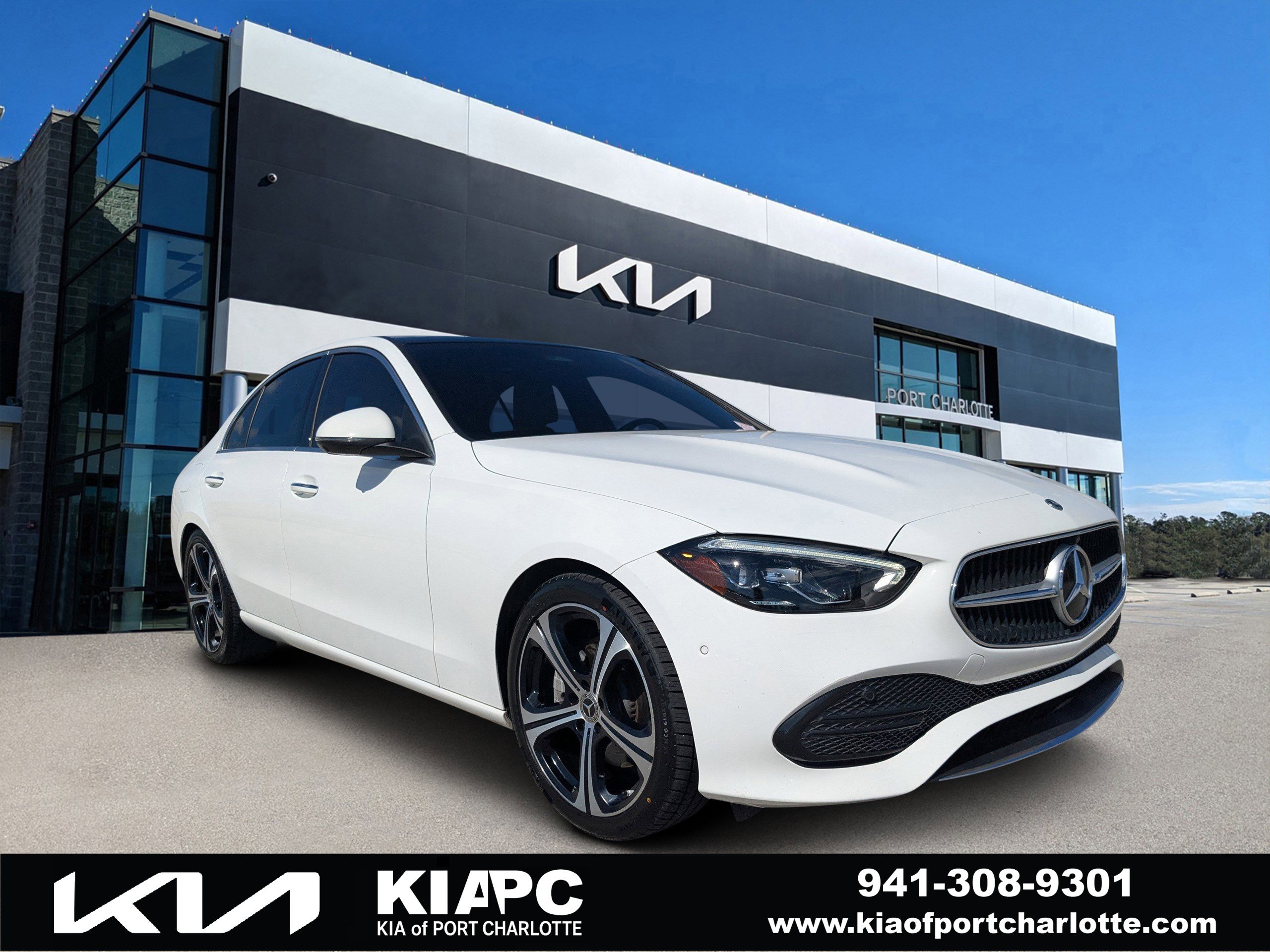 2022 Mercedes-Benz C-Class Sedan C 300's photo