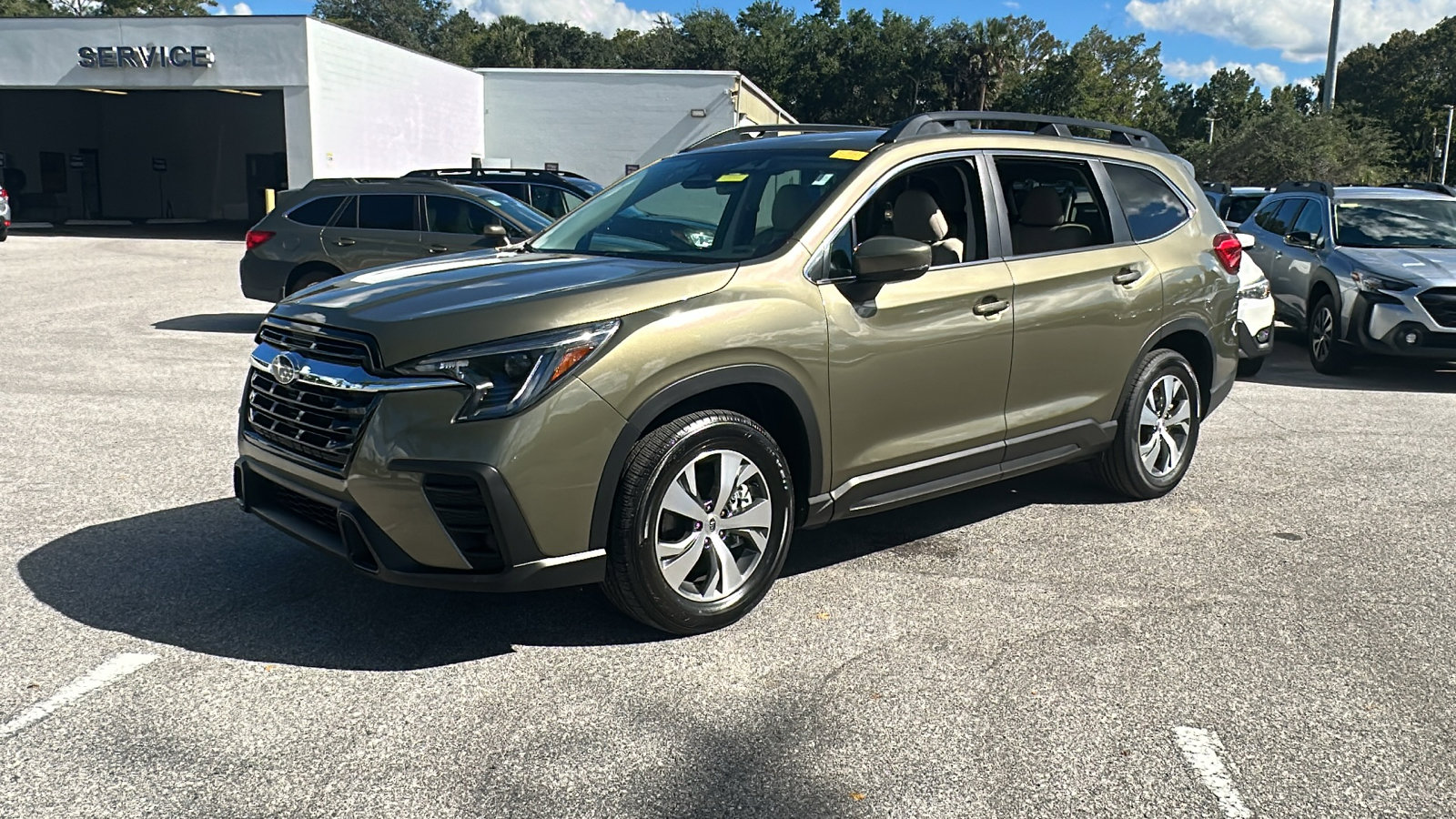 2025 Subaru Ascent Premium photo 3